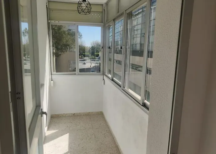 Amplio Junto A La Playa Victoria