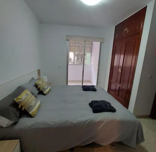 Amplio Junto A La Playa Victoria Appartement